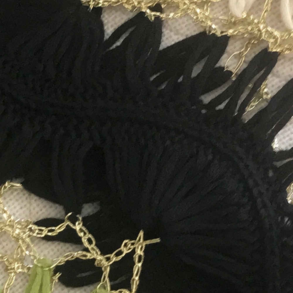Scalloped Lace Wave Knit Top — Green, Black & Cream - Picture 6 of 8